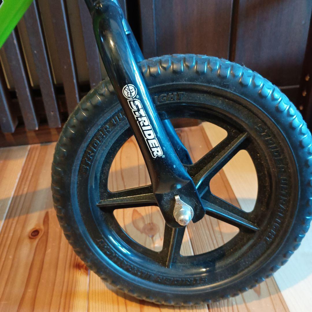 【美品】ストライダー スポーツモデル 12インチ スポーツモデル　グリーン