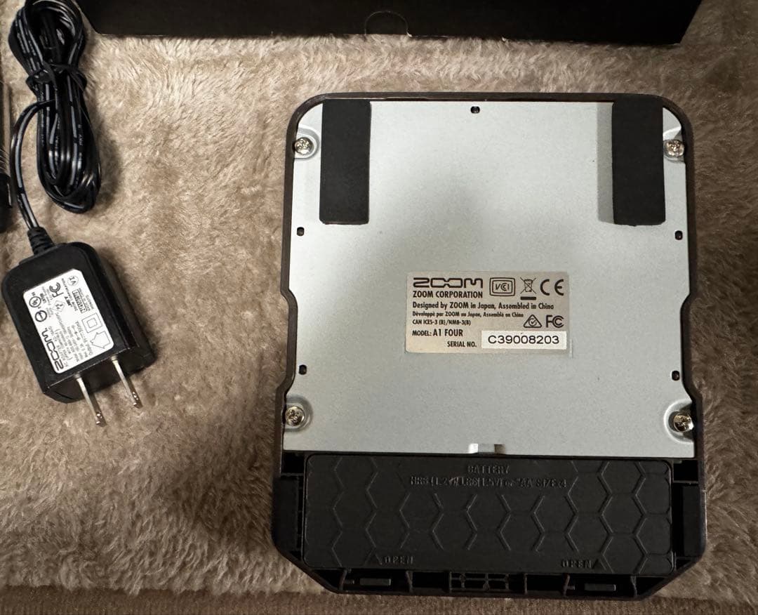 ZOOM A1 FOUR マルチエフェクター　中古美品　お値下げ