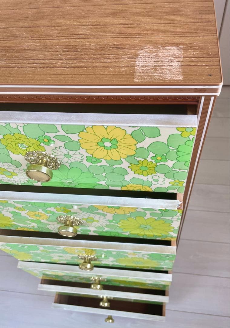 昭和レトロ ポップな花柄デザインの6段チェスト 昭和レトロ ポップな花