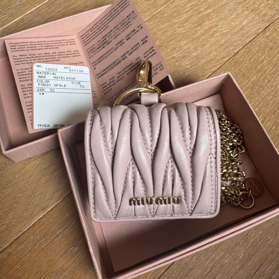 miumiu AirPods Pro ケース