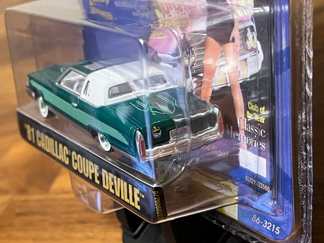 希少⬜︎レベル ローライダー 81キャデラック クーペ デビル ミニカー 1/64