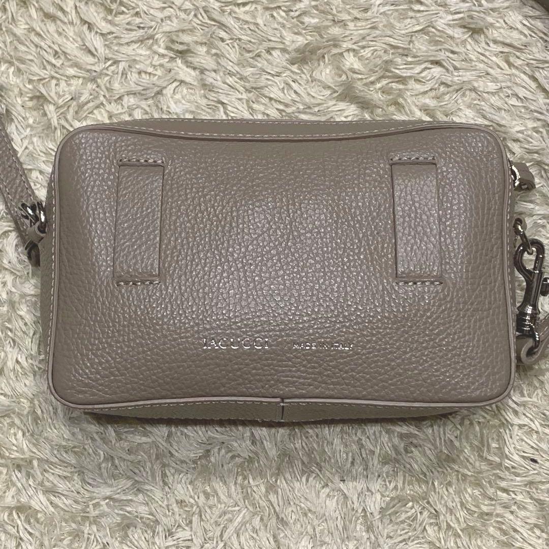 極美品✨IACUCCI ベルタS ショルダーバッグ