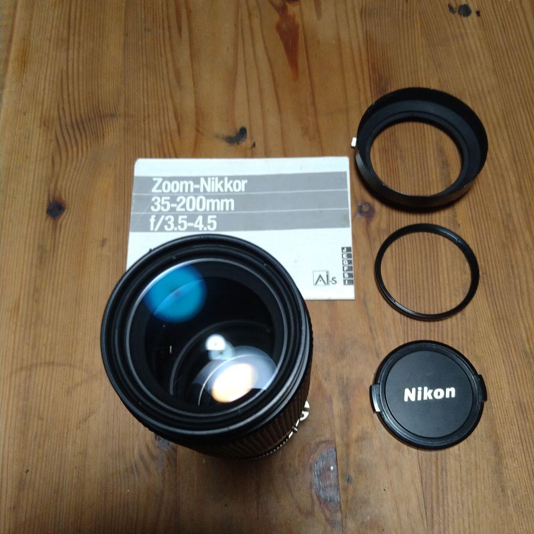ニコンF2 レンズ35−200mmf/3・5−4・5 スピードライト