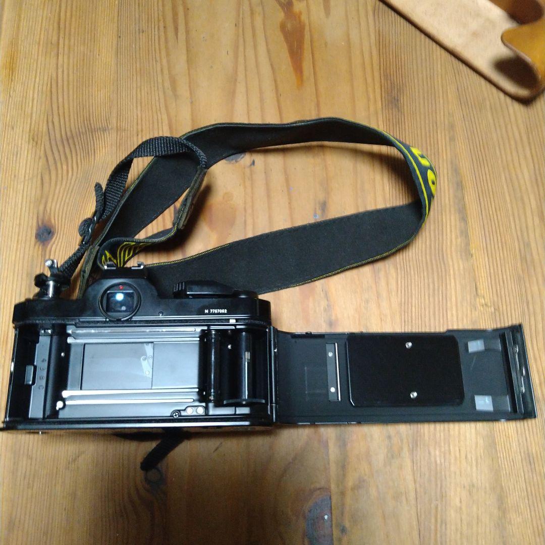 ニコンF2 レンズ35−200mmf/3・5−4・5 スピードライト