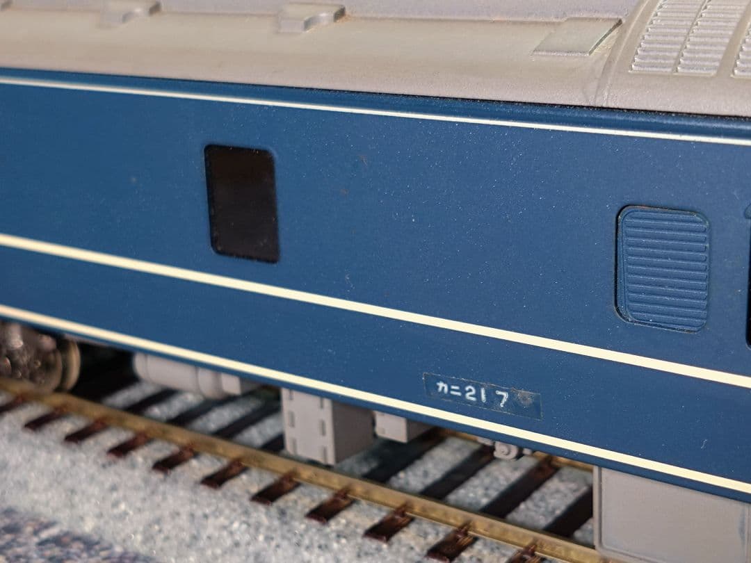 ＨＯゲージ　ブルートレイン客車　７両セット