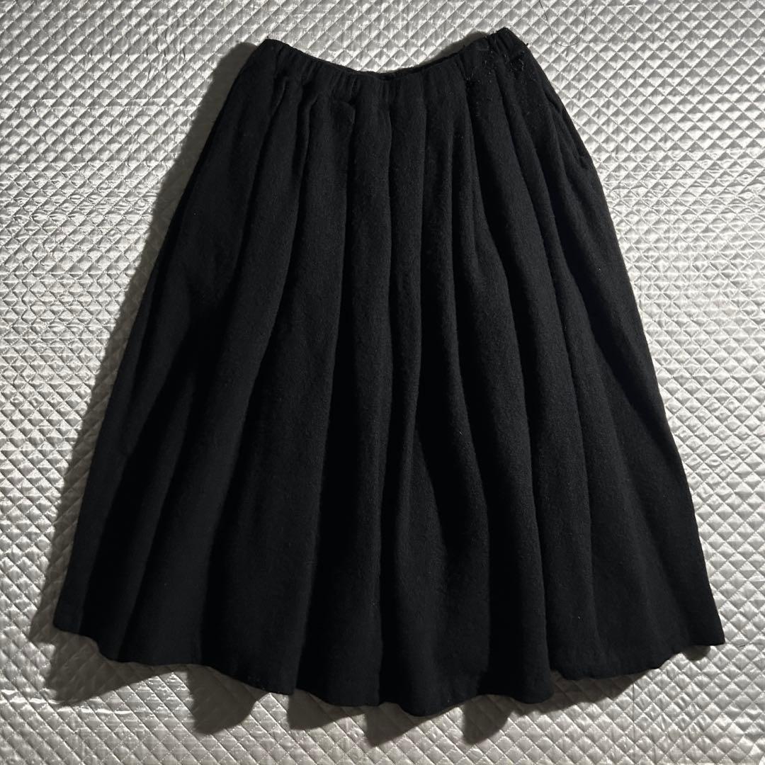 AD2022 22AW ウール縮絨フレアボリュームスカート 黒