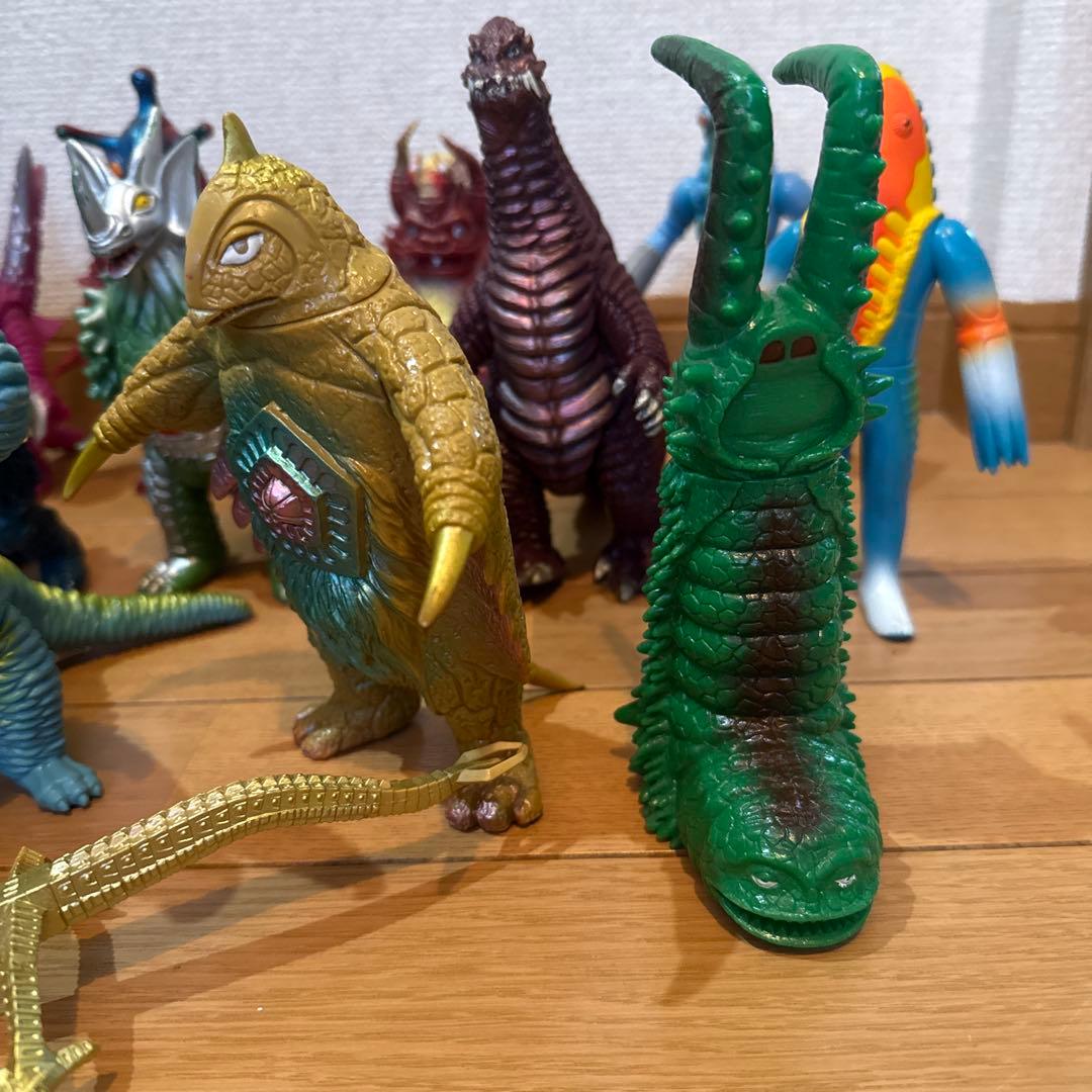 バンダイ　怪獣ソフビ　20体
