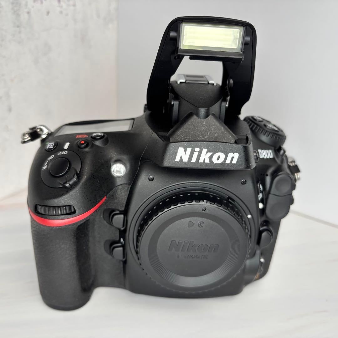 【新品同様】Nikon D800 《ショット数2233回・バッテリー劣化度0》
