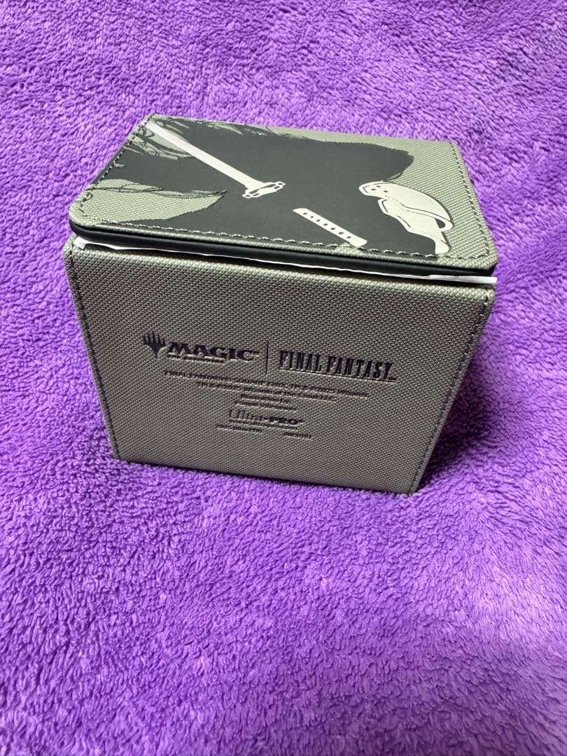 【１個】【未使用・箱無し】MTG FF Ⅶ セフィロス デッキボックス①