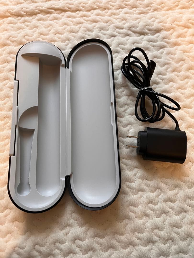 ブラウンオーラルB iO9電動歯ブラシ➕替ブラシ2本