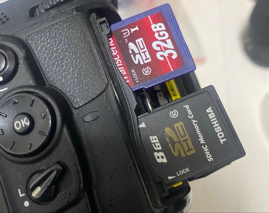 値下 Nikon D7000 レンズ3本セット カスタム付属品付き