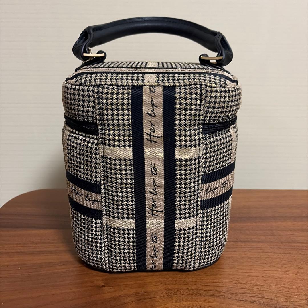 herliptoバニティ