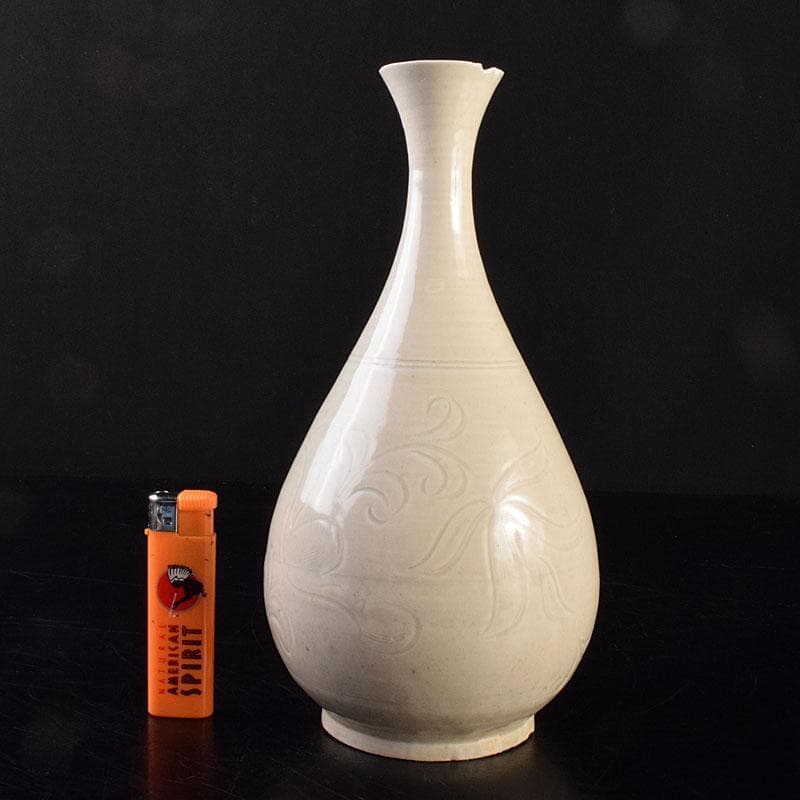 中国　徳化窯白磁　刻花文　玉壺春瓶　C　6899