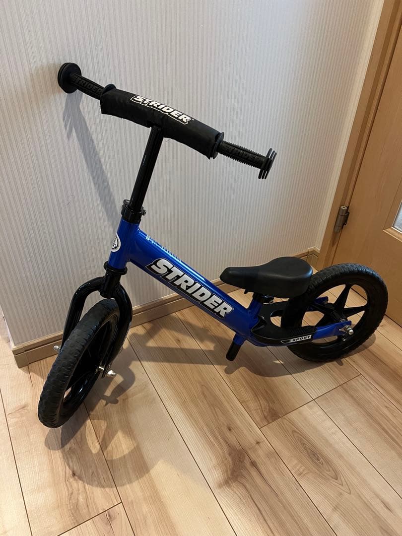 STRIDER SPORT MODEL バランスバイク 青