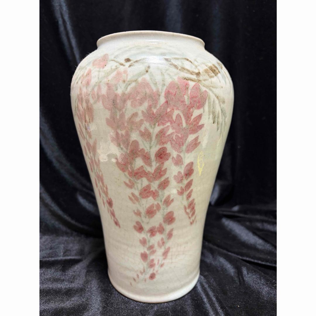 骨董 希少李朝白磁藤の花のような模様が描かれた陶器製の花瓶です文壺