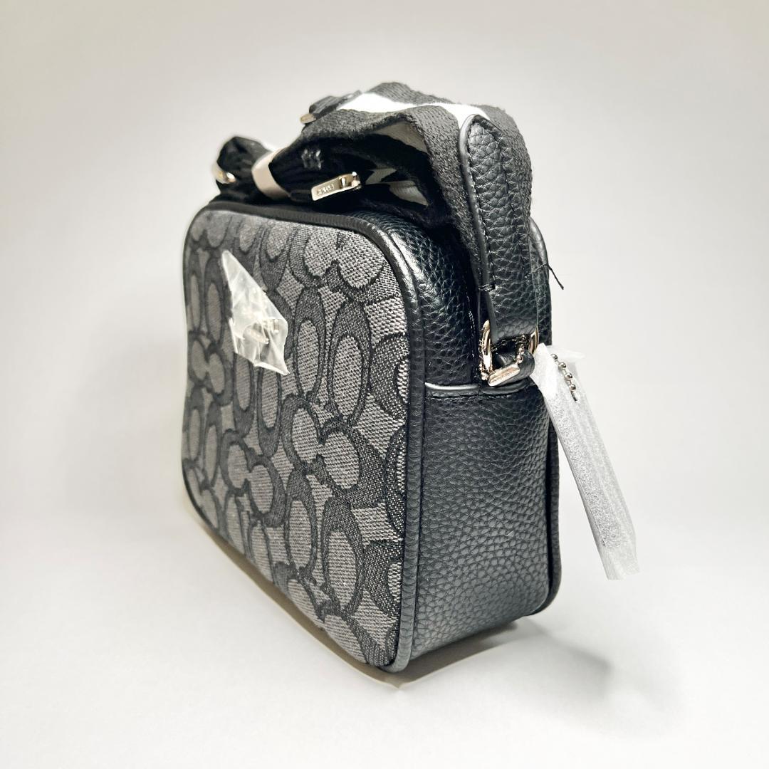 【新品未使用】COACH コーチ レディース ショルダーバッグ シグネチャー