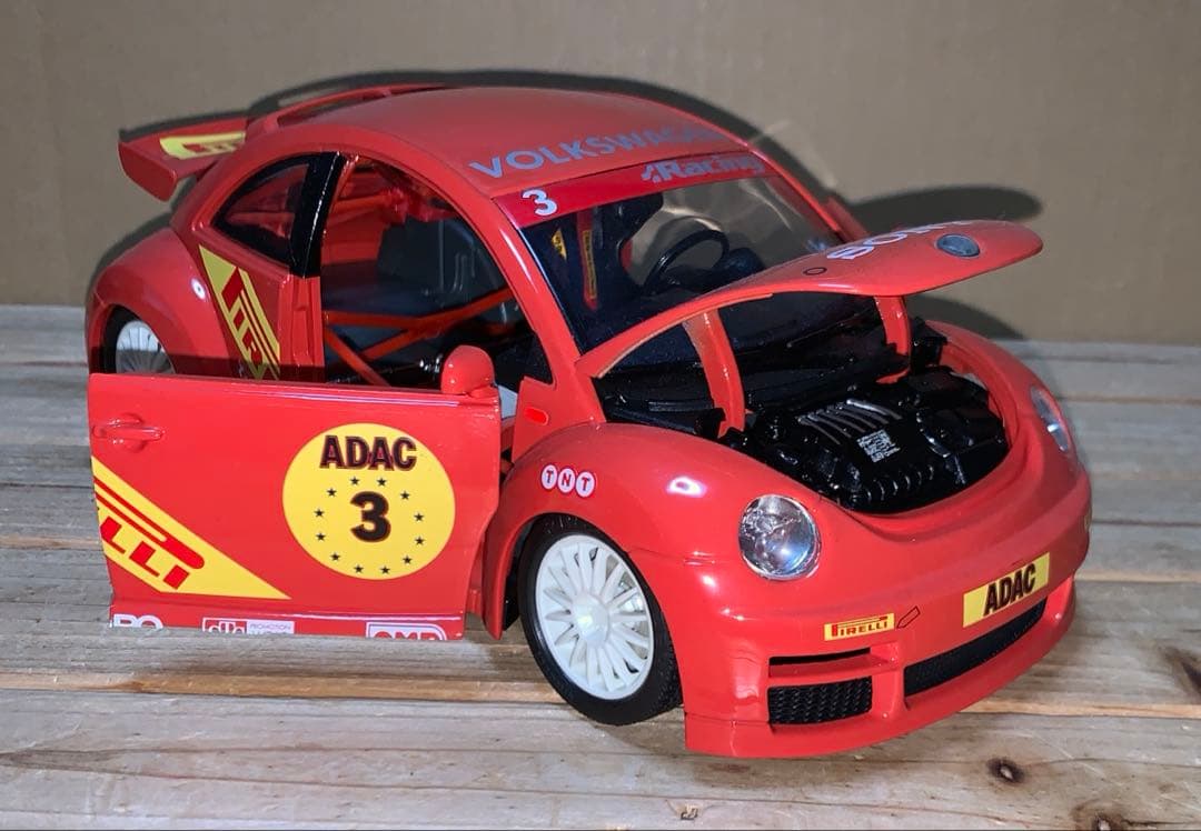 ミニカー 1/18 VW ニュービートル CUP 1999