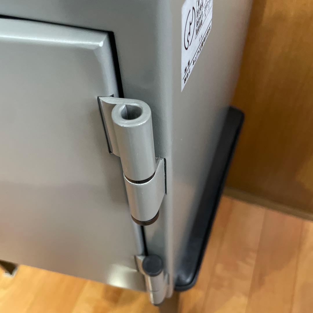 お値下げ中】キング工業株式会社 とびら付き耐火庫 耐火金庫