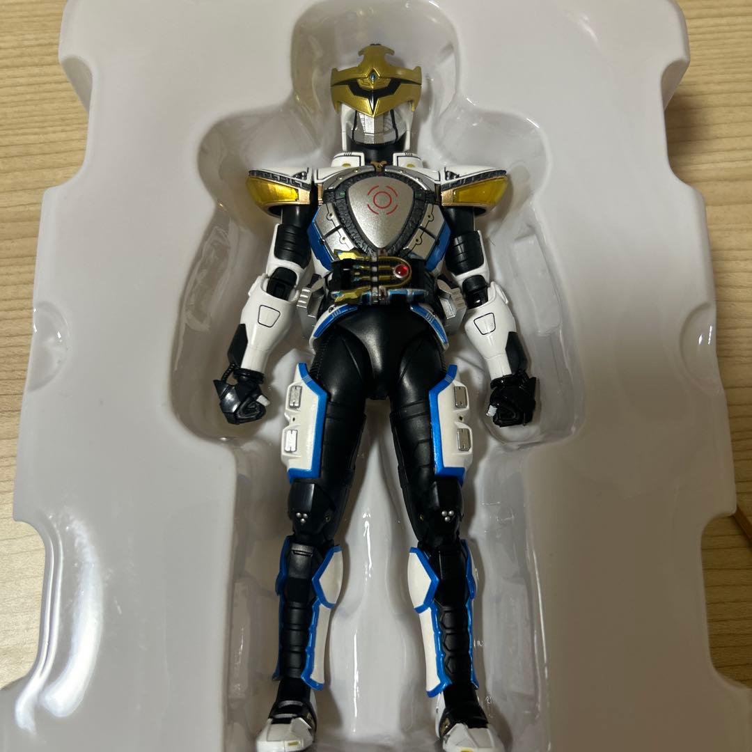 S.H.Figuarts真骨彫仮面ライダーイクサ