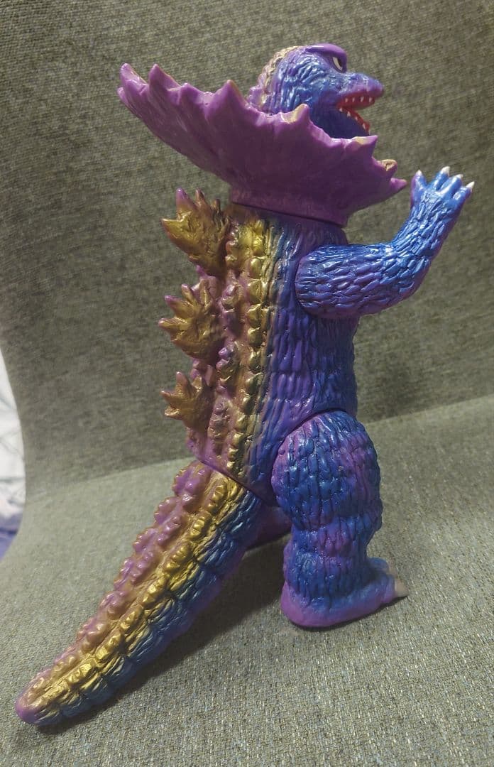 マーミット　ジラース