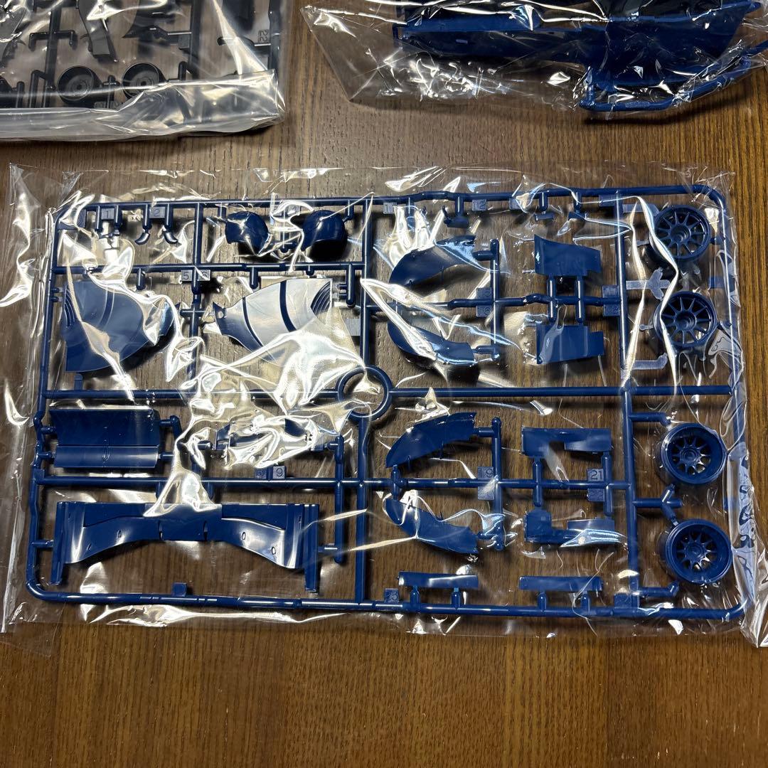 タミヤ　プラモデル　1/20 フェラーリ SF70H レッドブル　RB6 など