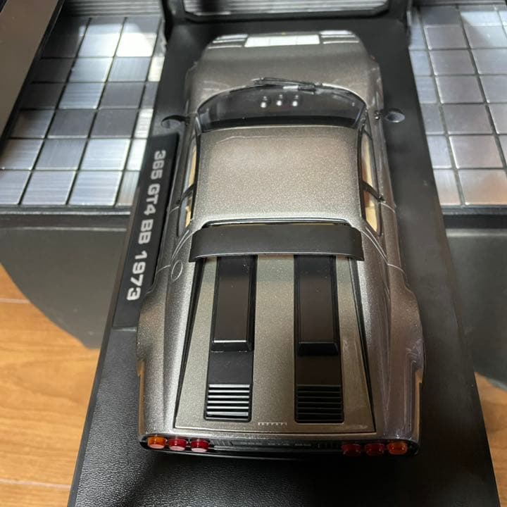 新品未展示品　KKスケール 1/18 フェラーリ 365 GT4 BB 1973