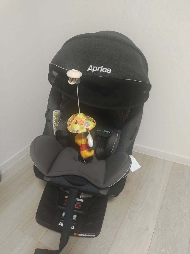 Aprica クルリラ 回転式 ISOFIX 新生児チャイルドシート 欠品あり