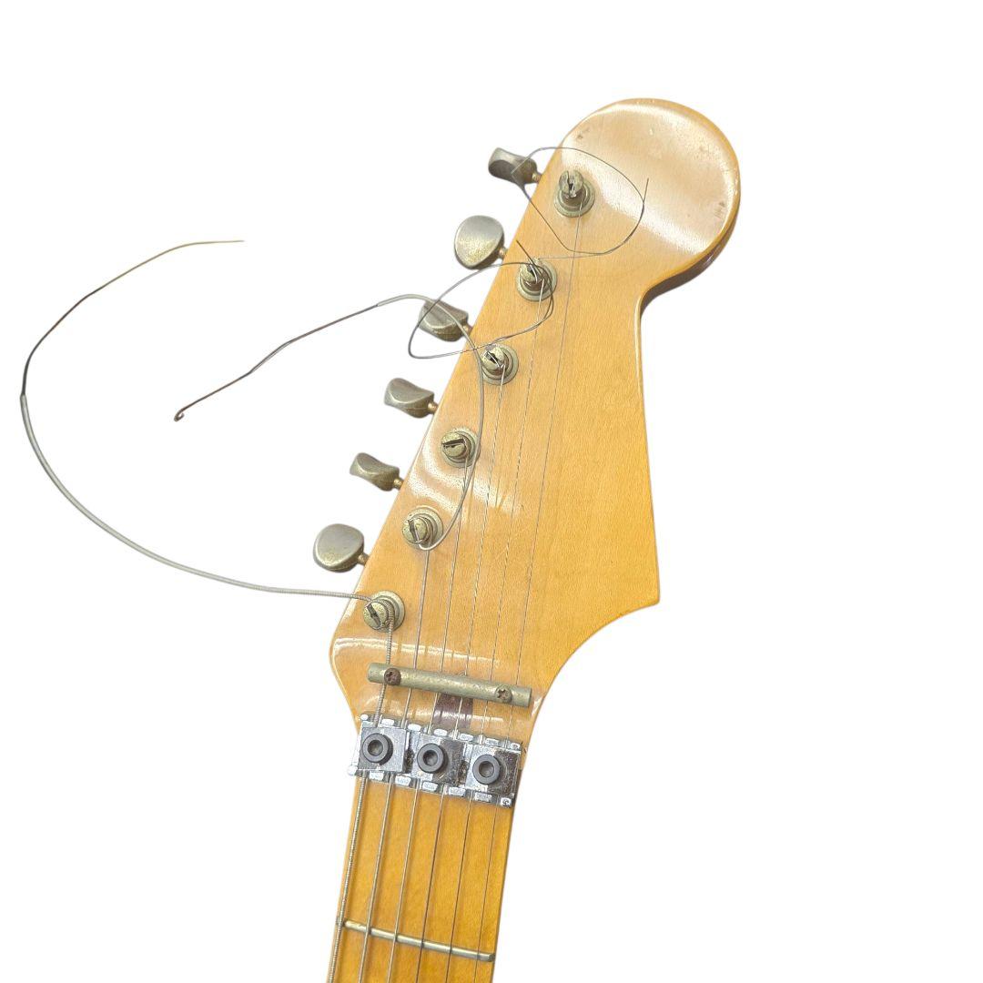 ジ*グ様 カスタマイズエレキギター FERNANDESプレート fenderピッ