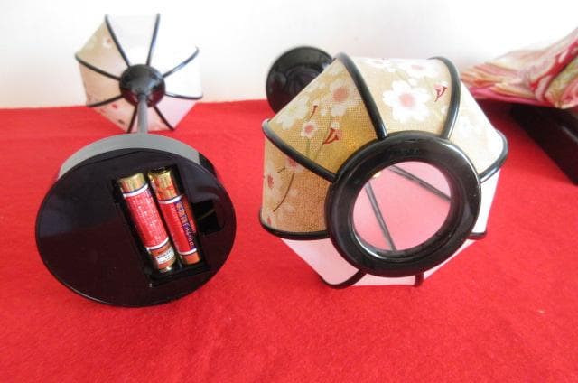 特別価格　吉徳大光　沈金蒔絵の高級台屏風　ひな人形