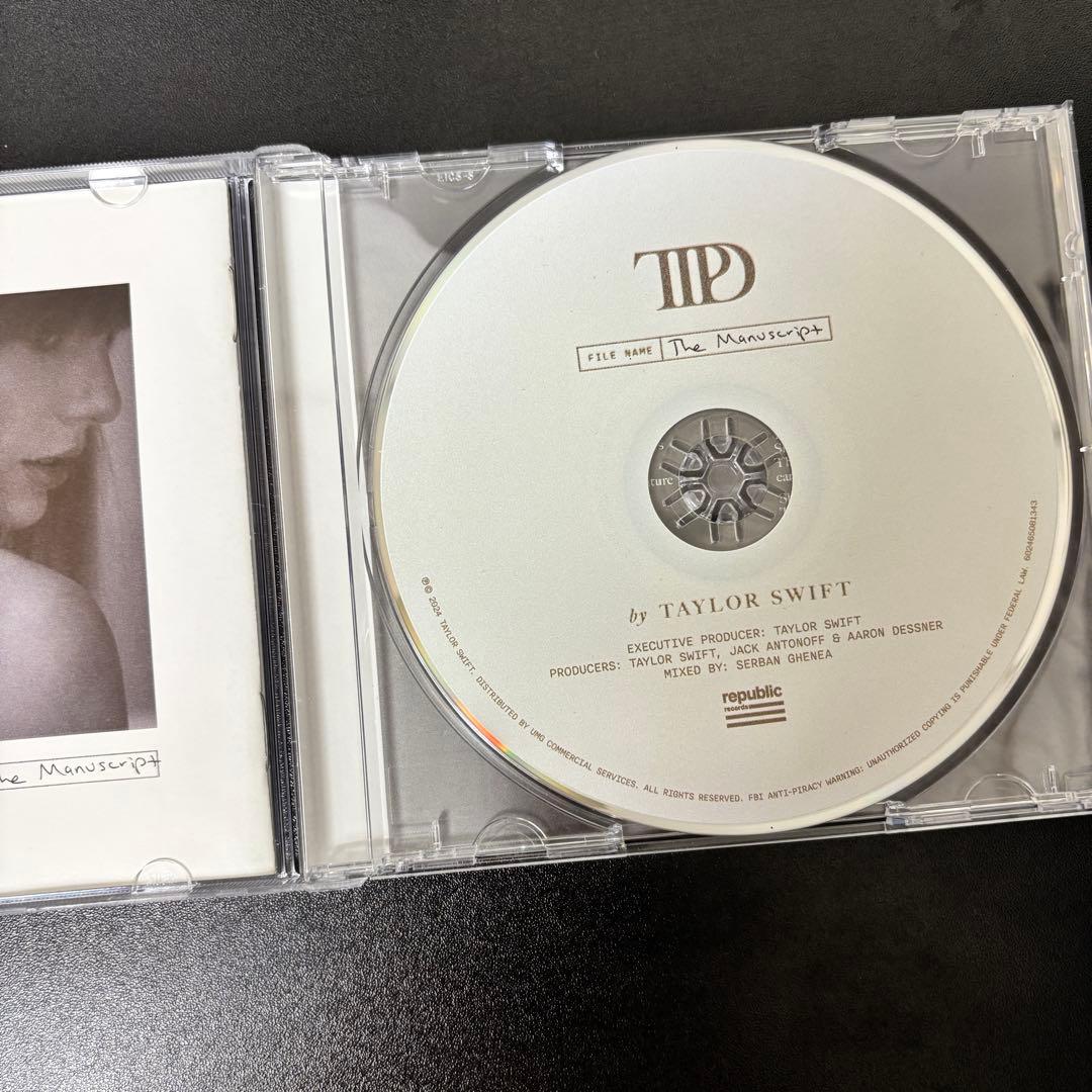 j*☆様 Taylor Swift TTPD 直筆サイン入り