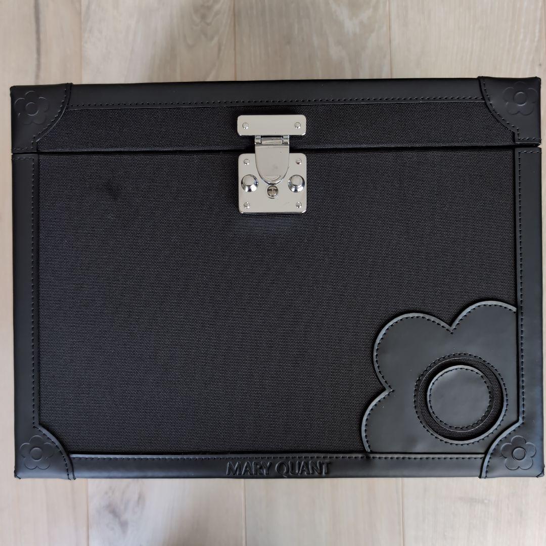 【新品未使用】マリークワント メイクボックス