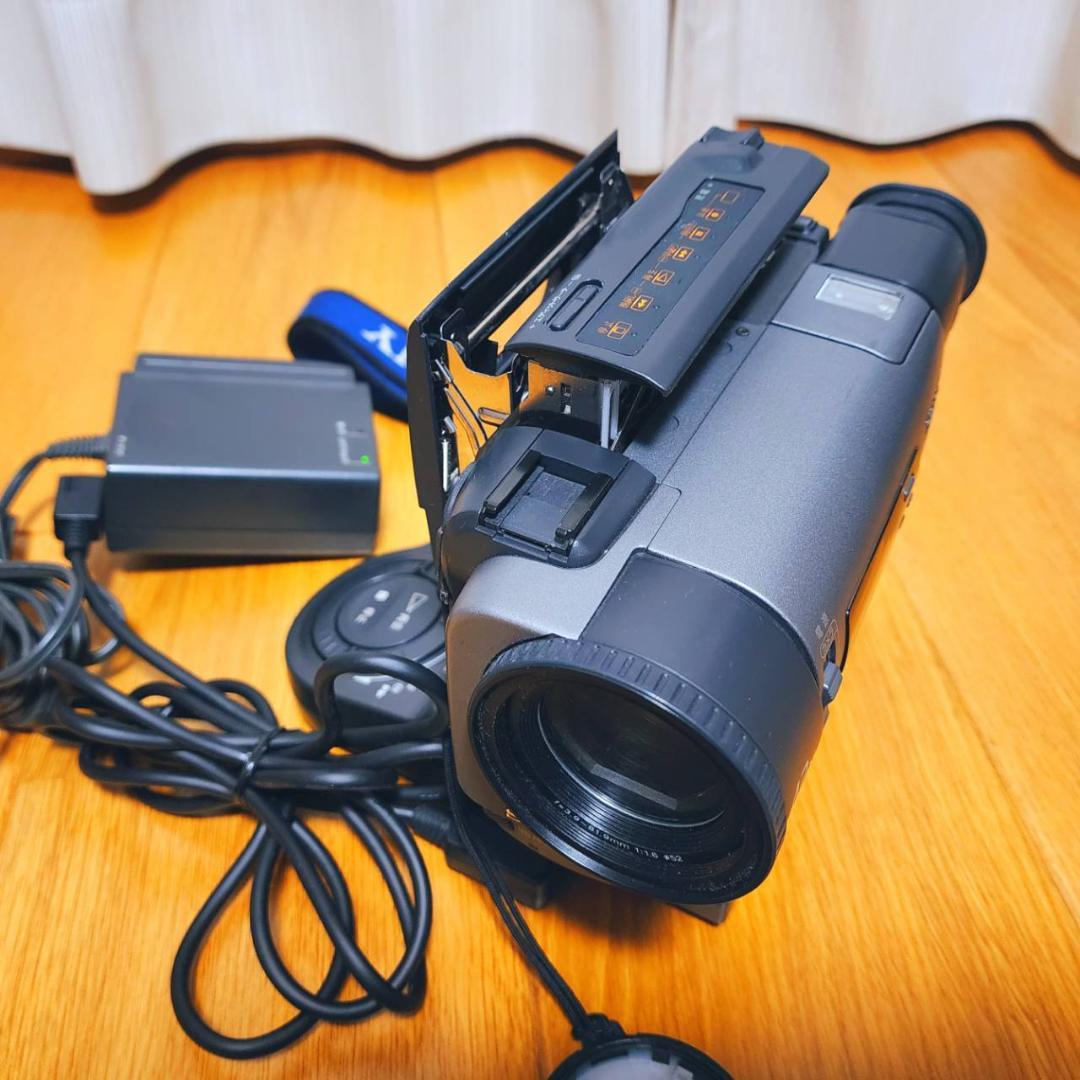 【動作確認済】希少 高画質 SONY Hi8 CCD-TR3300 説明書 箱