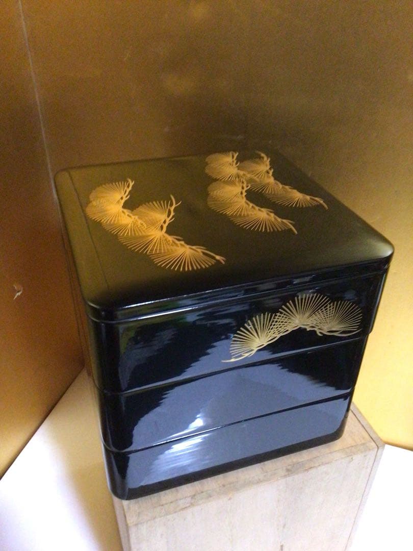 木製 沈金 三段重箱 共箱付き