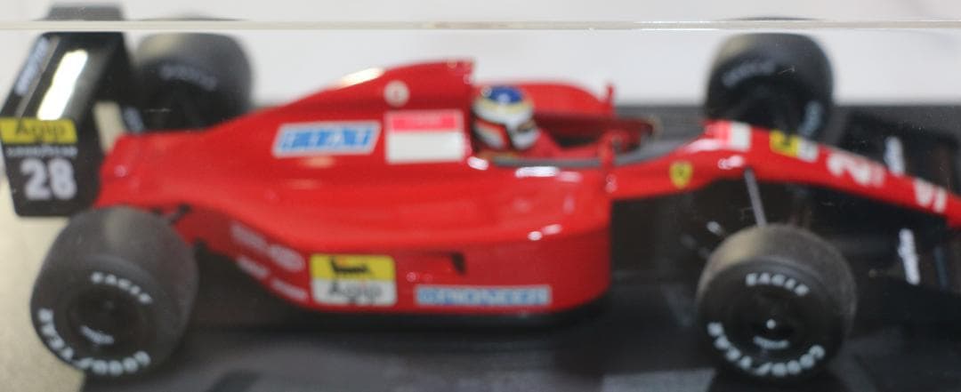 タミヤ製１／２０　コレクターズクラブ　フェラーリ６４３　Ｊ・アレジ　完成品