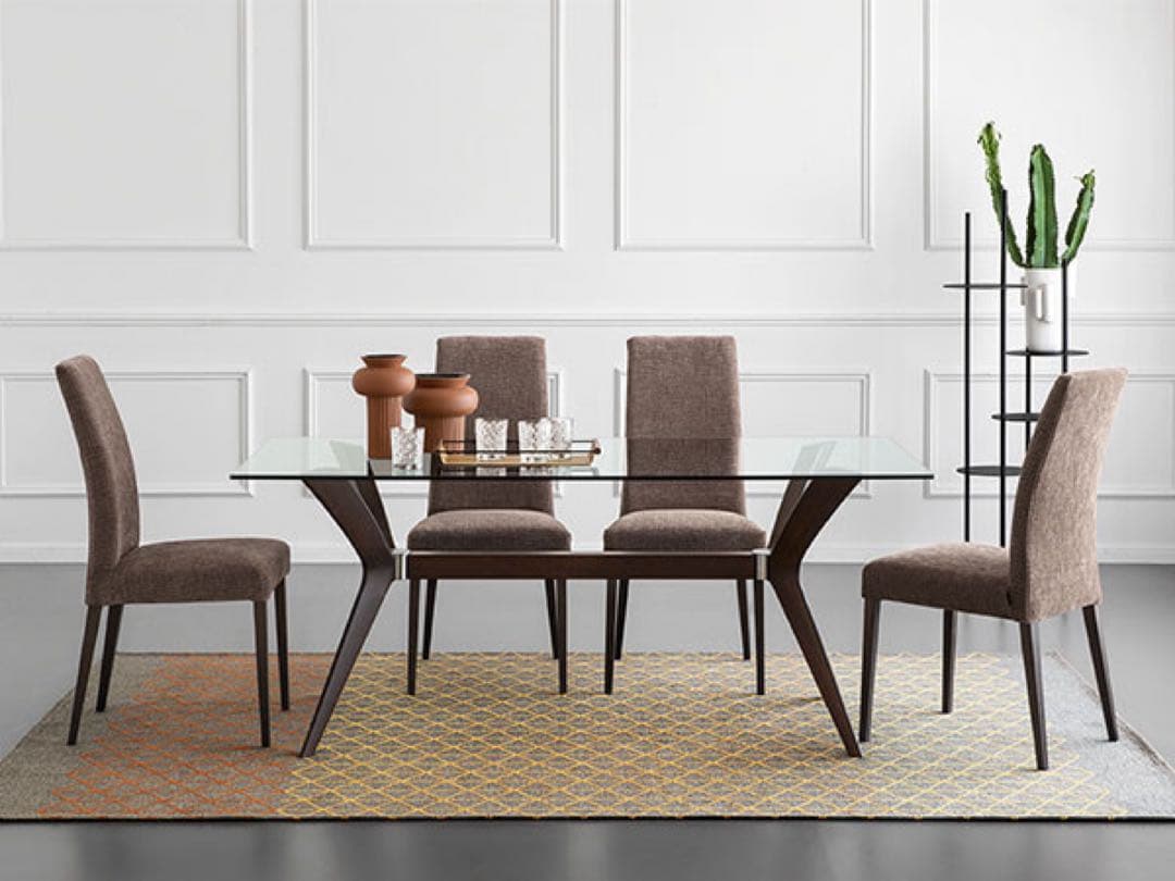 【送料無料・最終値下げ】カリガリス　ガラス天板ダイニングテーブル