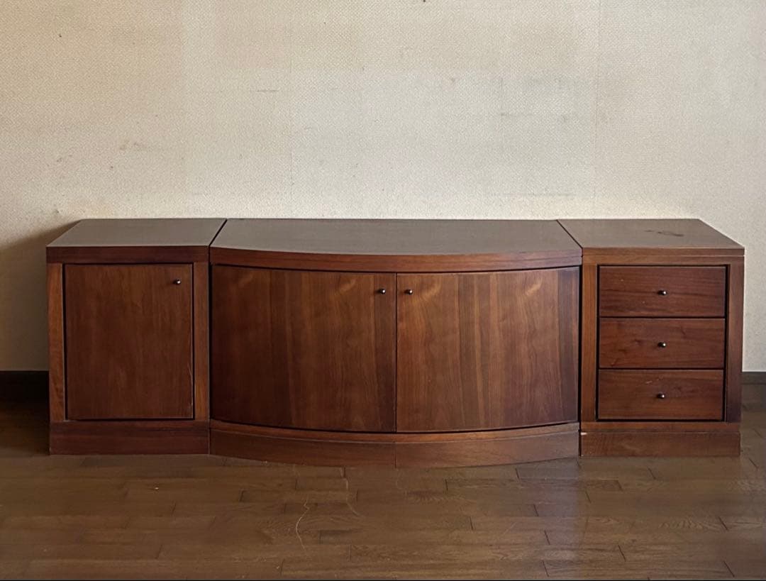 マルニ ウォールナット ダークブラウン キャビネット2本 中央部分は除く