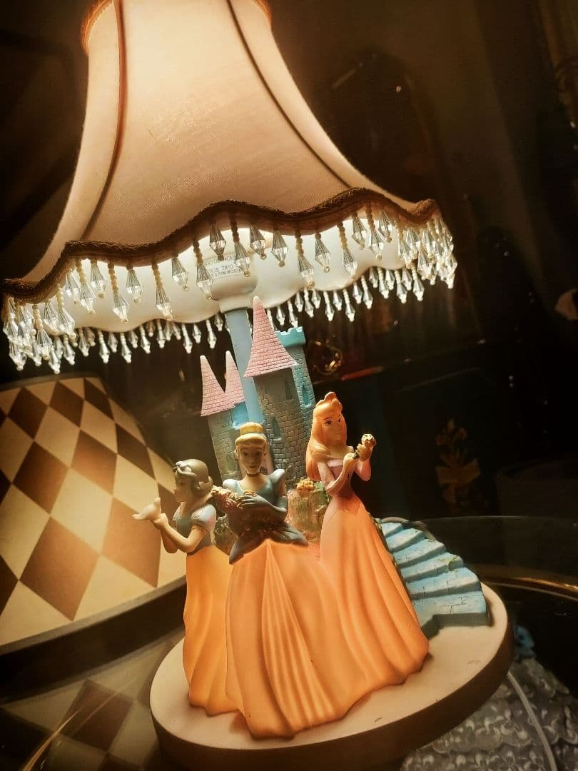 【スーパーレア・極美品】日本非売品　ビンテージ　ディズニーランプ　シンデレラ城