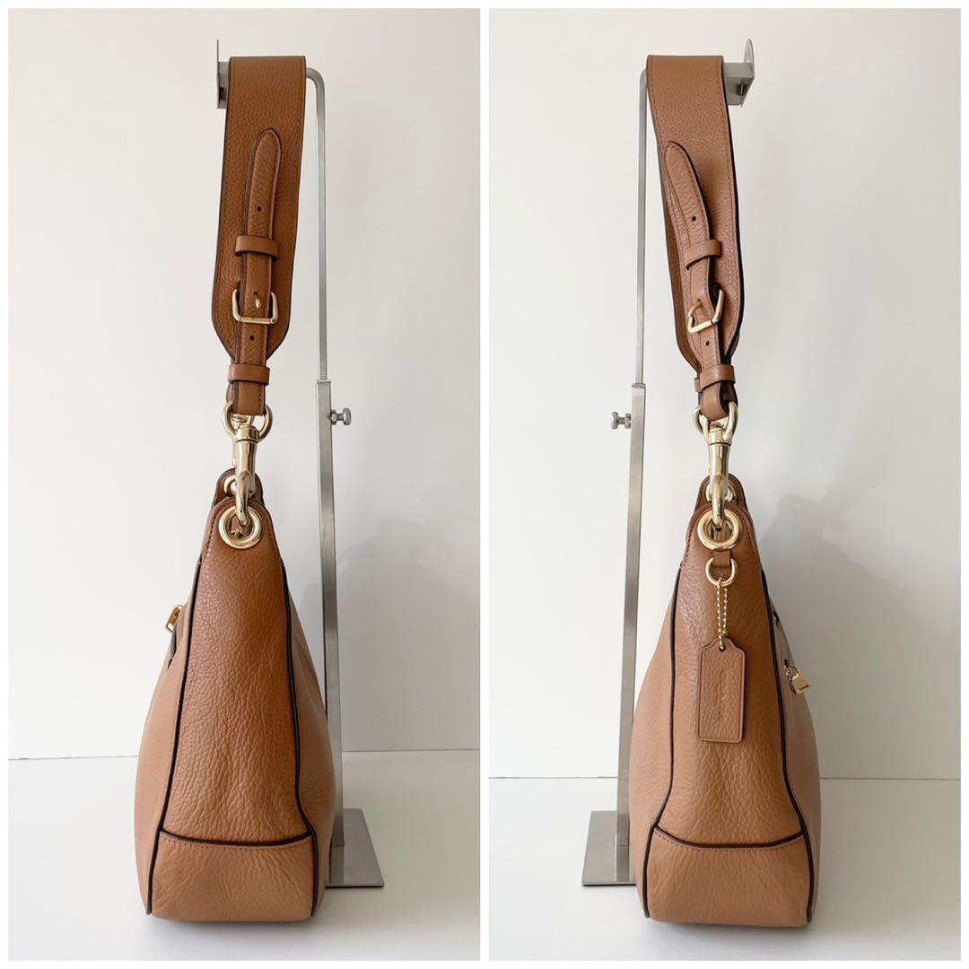 【新品】COACH ワンショルダーバッグ ホーボー ソフトレザー 肩掛け可能