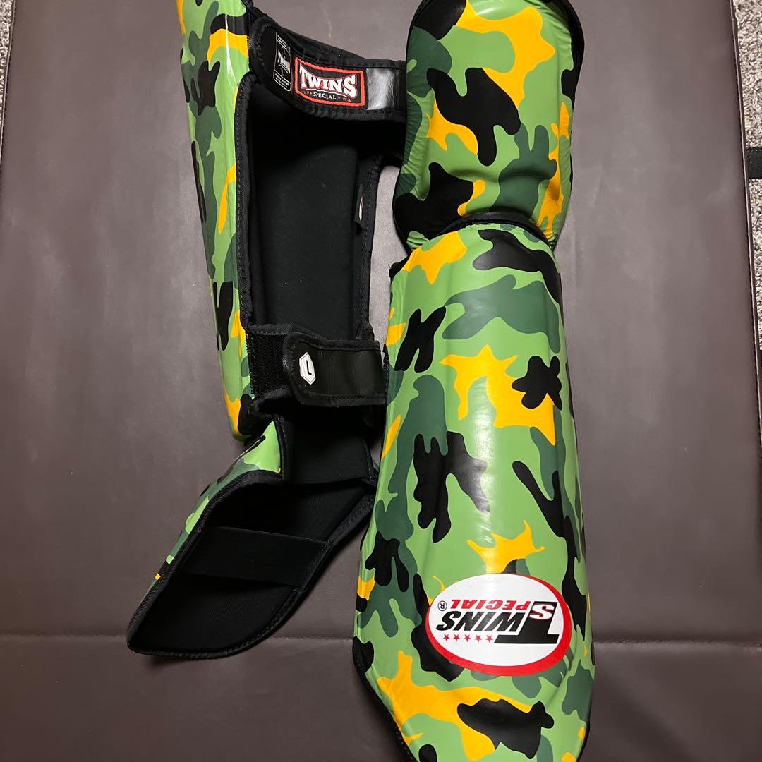 TWINS SPECIAL 膝プロテクター カモフラージュ L/R C99786059