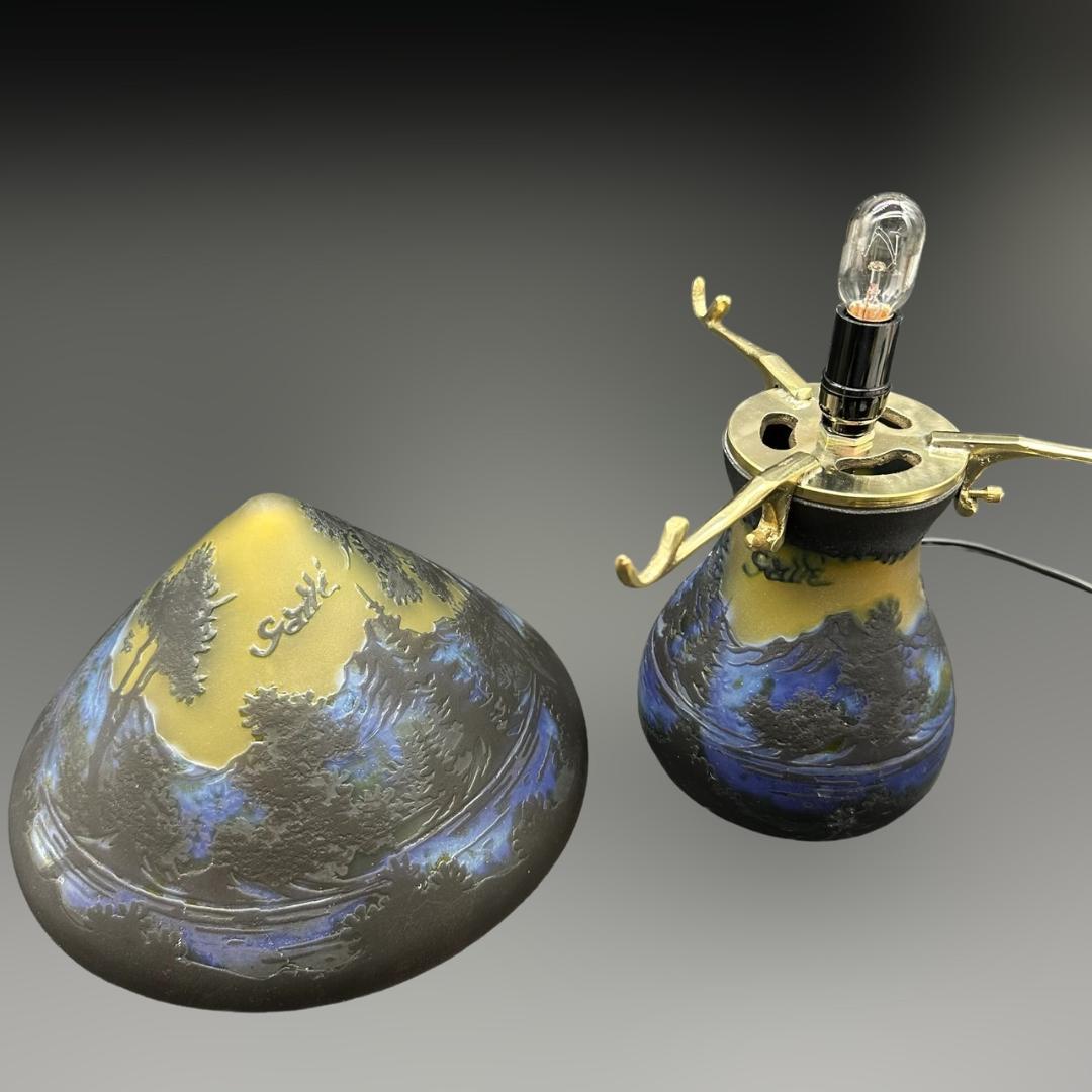 エミールガレ 二灯ランプ 山景紋 カメオ彫り 被せガラス 高さ24cm