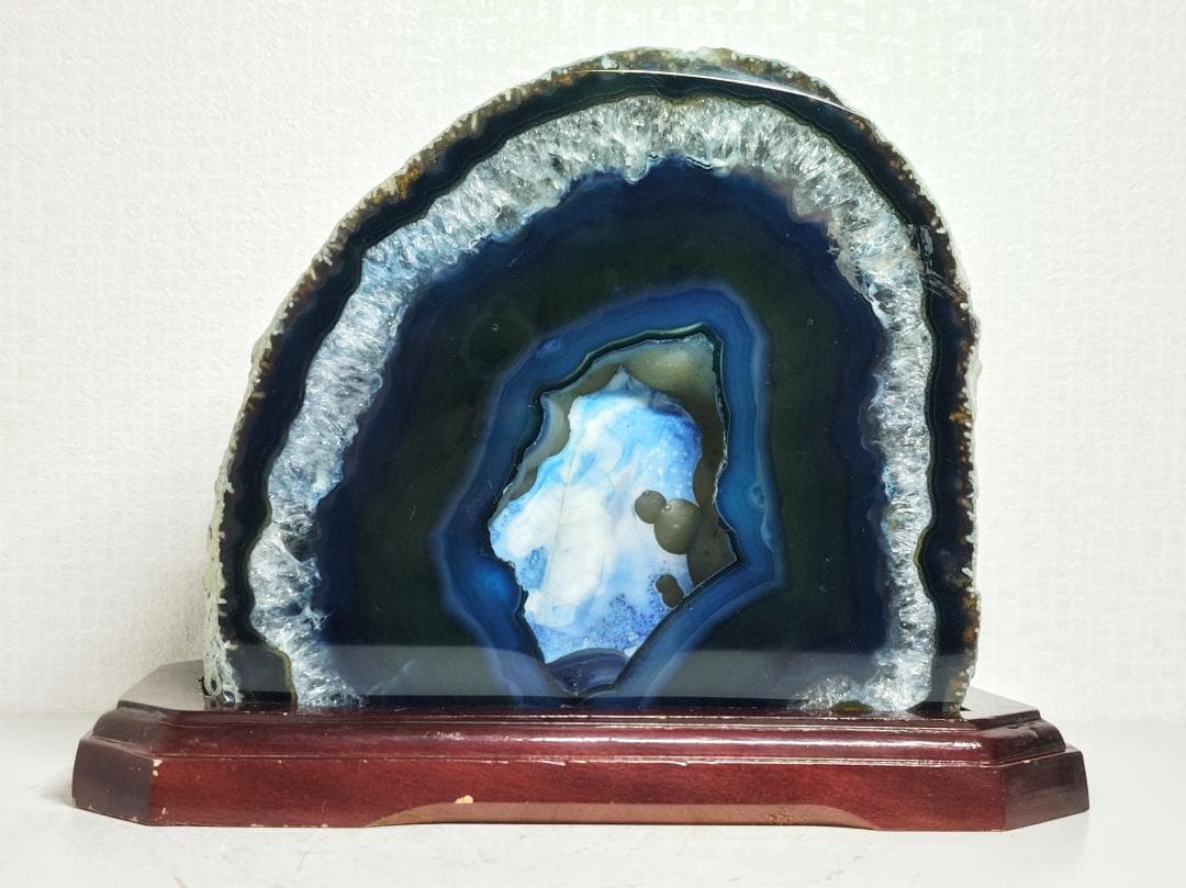 瑪瑙 5.8kg メノウ 原石 鑑賞石 自然石 誕生石 水石 鉱物 宝石 置石