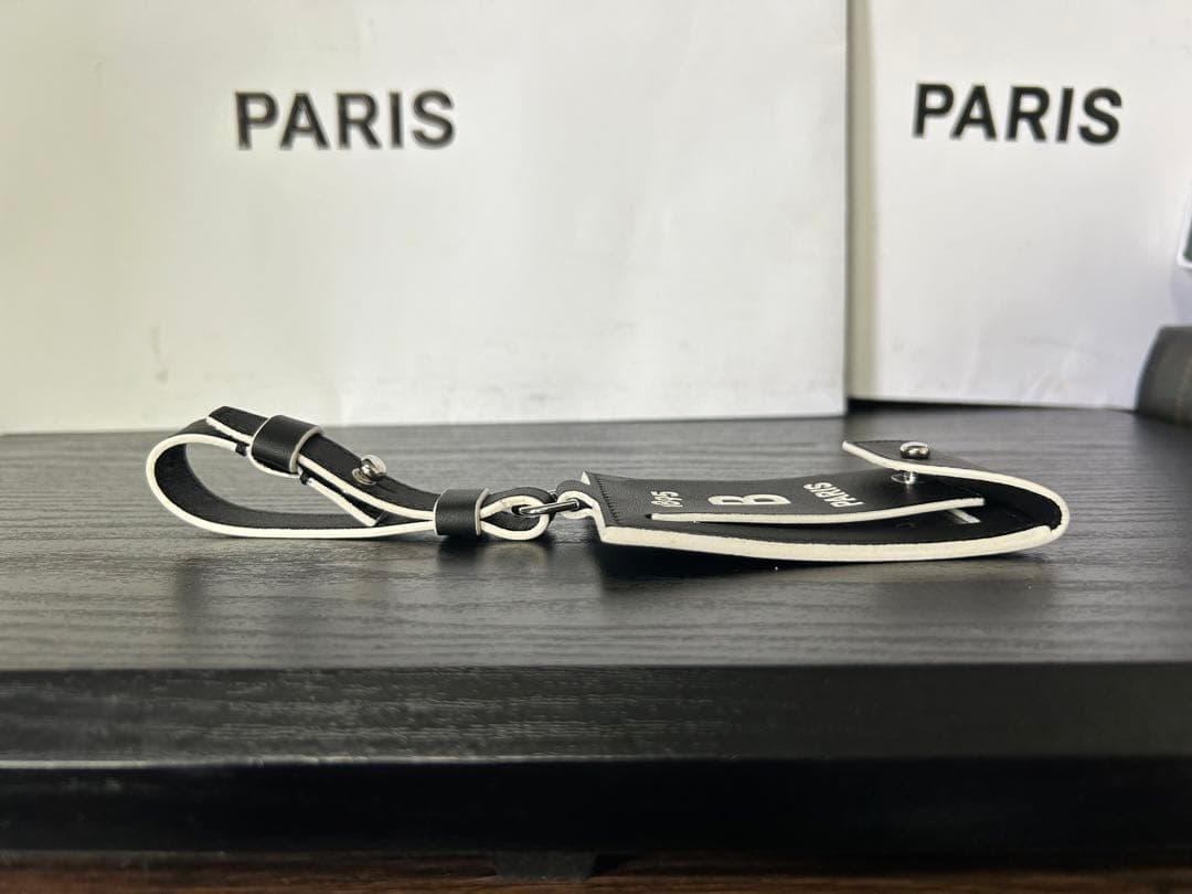 希少新品 Berluti 19SS クリス・ヴァン・アッシュ ネームタグ - メルカリ