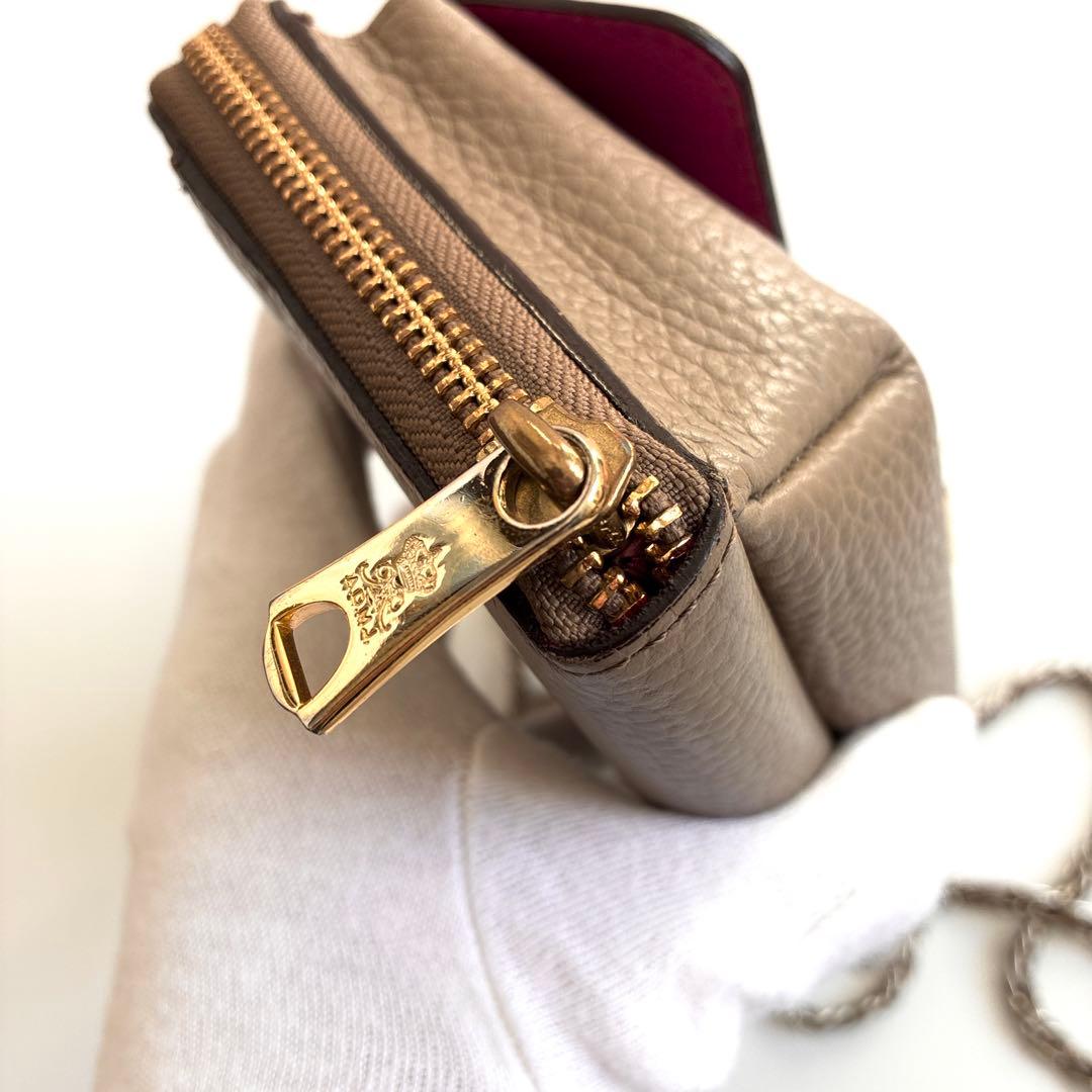 A.D.M.J. チェーン　ショルダーウォレット　レザー　グレー トープ ピンク