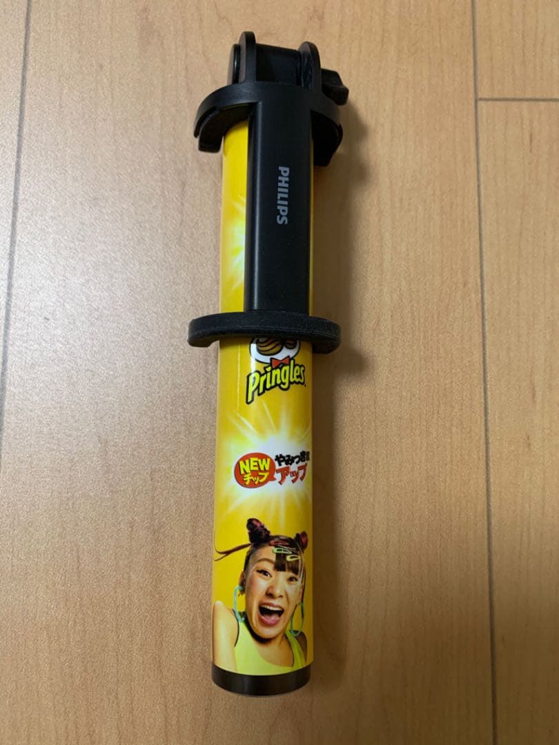 プリングルズ フワちゃん 特製セルカ棒 限定品 非売品 プリングルズ