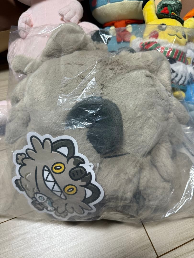 ポケモン　ふわふわ抱きぬいぐるみ　がらるにゃーすのひ　ガラルニャース　タグあり