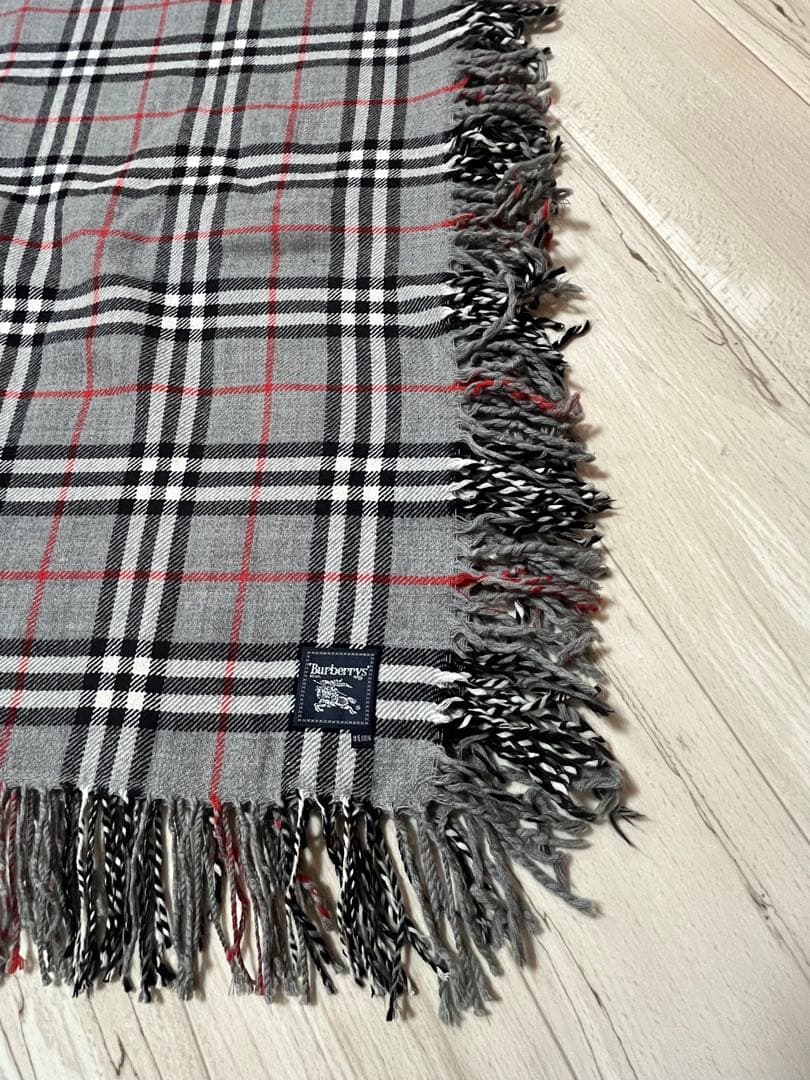Burberry チェック柄 ストール ウール100% 19 Φ 【 Burberrys