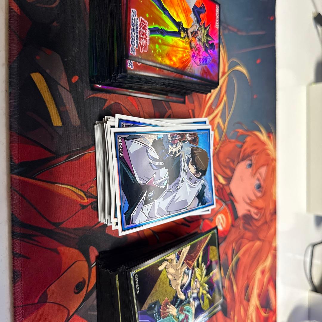 青眼、レッドアイズ、ブラマジデッキ強化に デッキケース付き。遊戯王