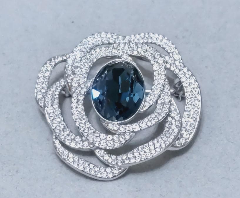 スワロフスキーBarret ブローチ ブルー ロジウムプレート 箱付 40936