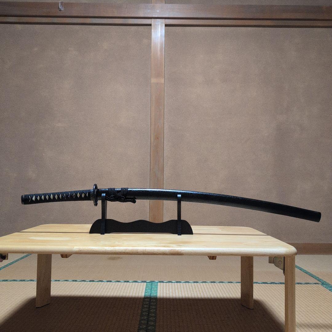 模造刀 (黒石目拵え) 打刀＋脇差し＝二振りセット＋刀掛け台　✰フルセット✰