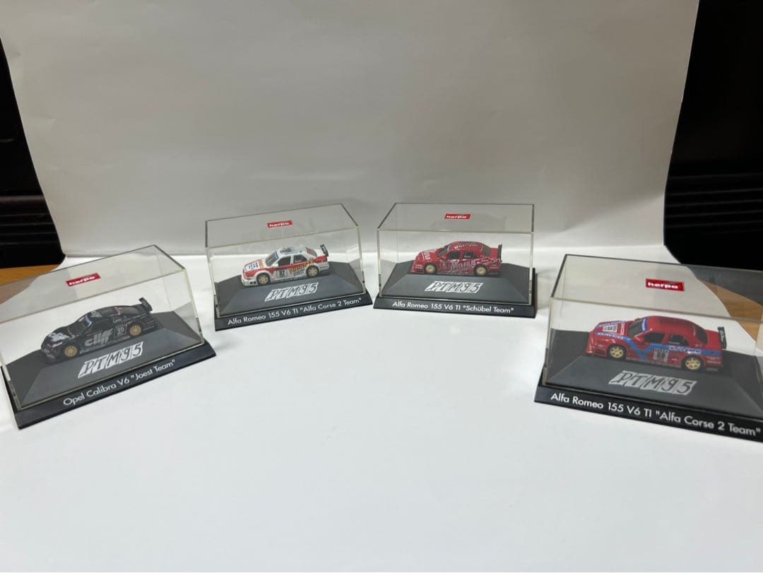 ＤＴＭ　ミニカー　ミニチャンプス　ヘルパ　ベンツ　オペルアルファロメオプラモデル